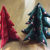 家にある材料でOK！小さな子供でも簡単に作れるクリスマスツリーの作り方【布編】